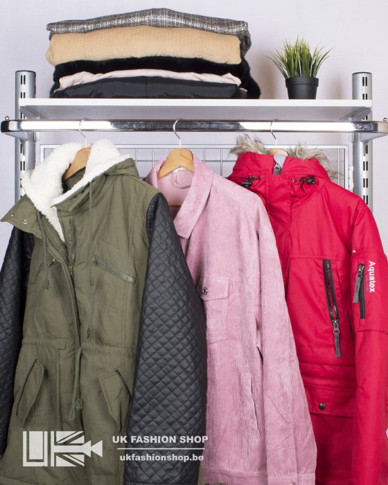 Women anorak & jackets - grade A + CR